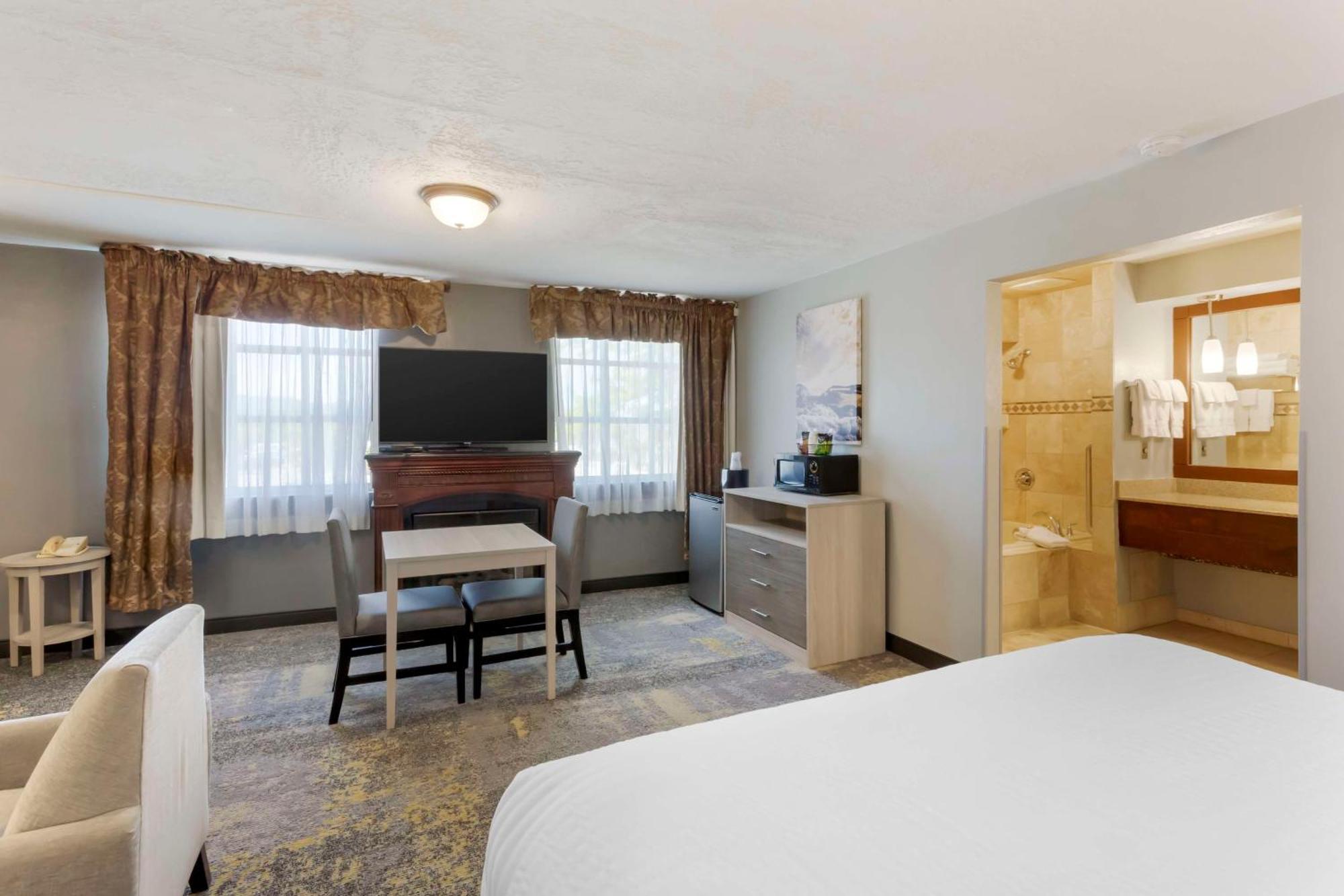 Best Western Plus Weston Inn Логан Экстерьер фото