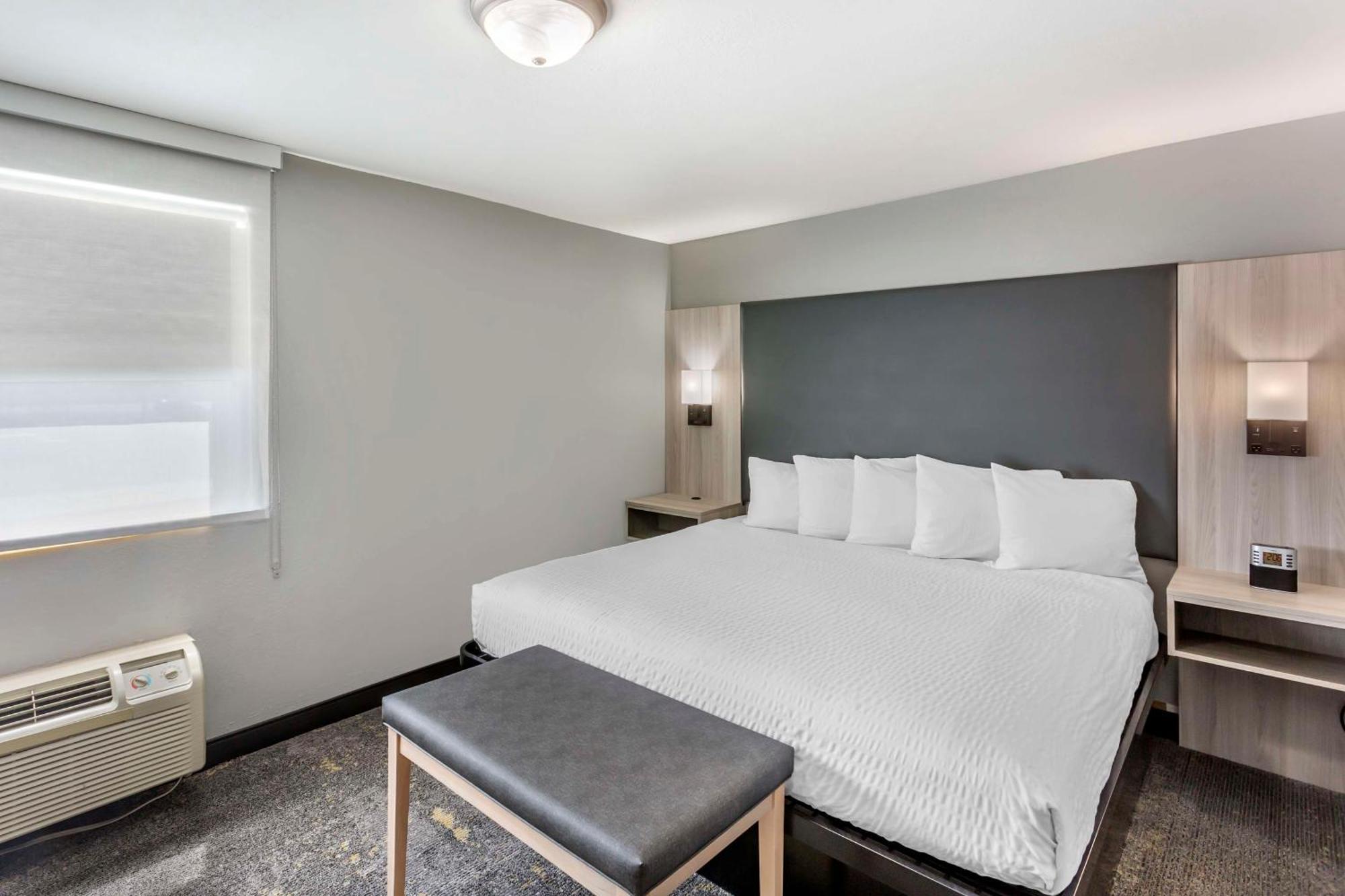 Best Western Plus Weston Inn Логан Экстерьер фото